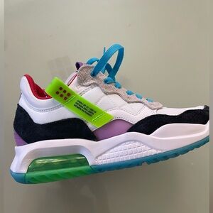 Nike Jordan MA2 women sz8